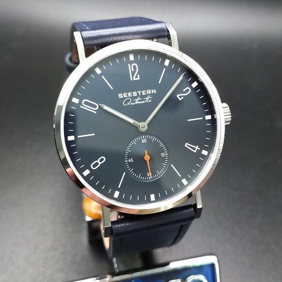 Automatic Dress Watch - Picture 3 of 5